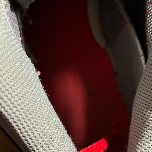 Nike shoes - Picture 3 of 6